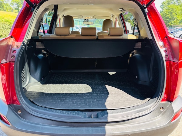 Used Toyota RAV4 2014 for sale - 75011406: Photo 15