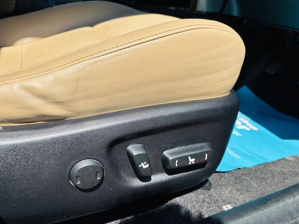 Used Toyota RAV4 2014 for sale - 75011406: Photo 23