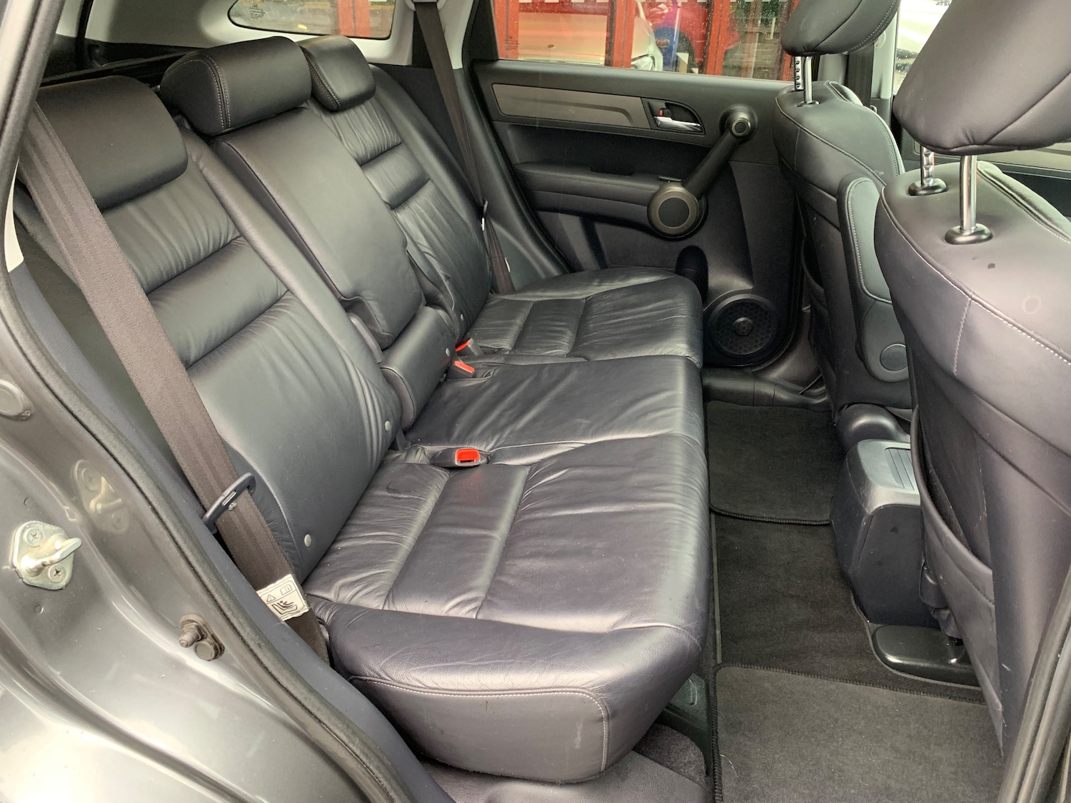 Used Honda CR-V 2011 for sale - 76143633: Photo 28