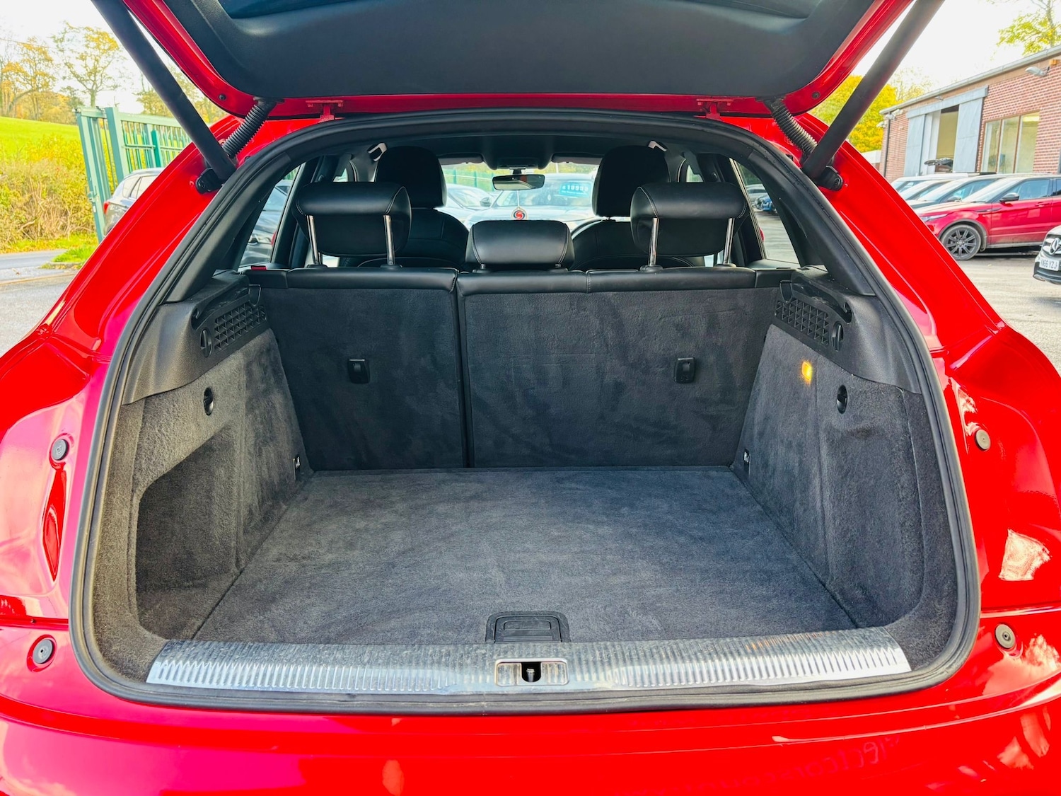 Used Audi Q3 2016 for sale - 76386882: Photo 12