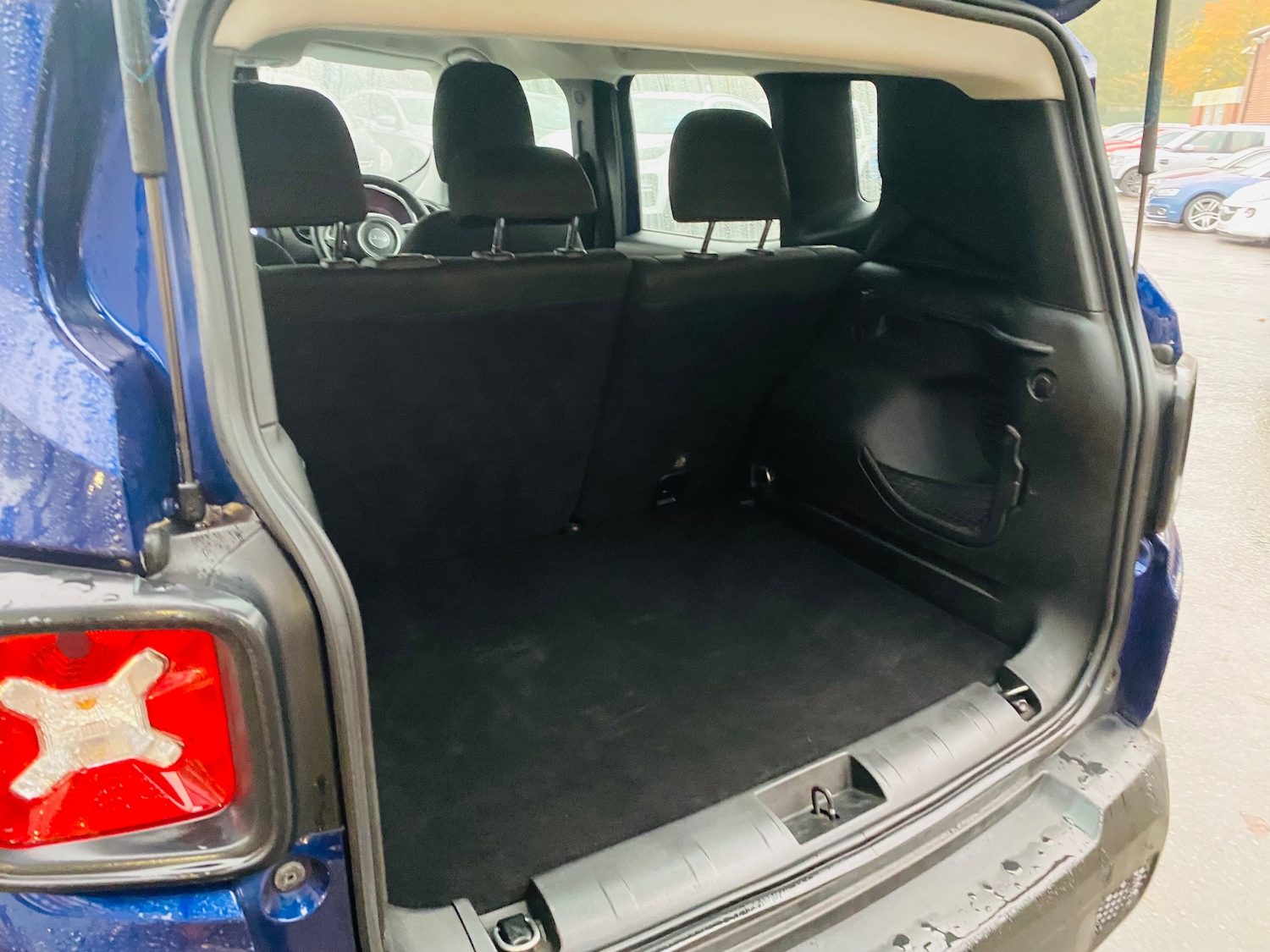 Used Jeep Renegade 2018 for sale - 76508829: Photo 12