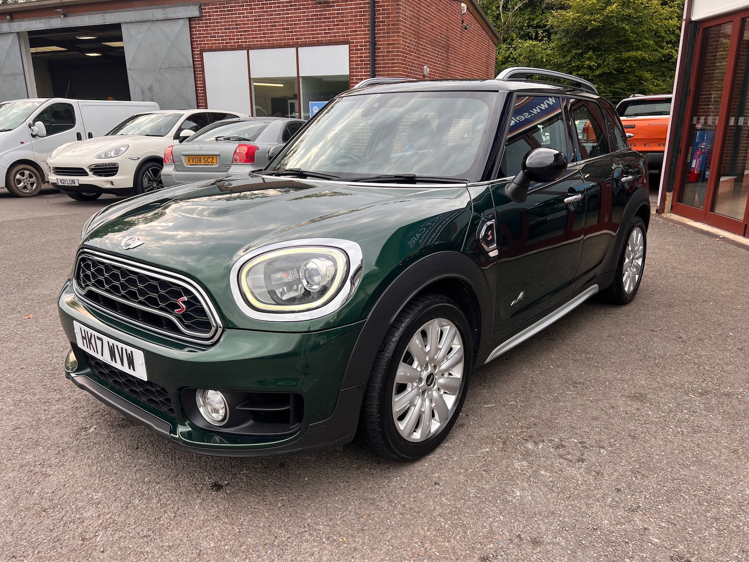 Used MINI Countryman 2017 for sale - 76143646: Photo 4