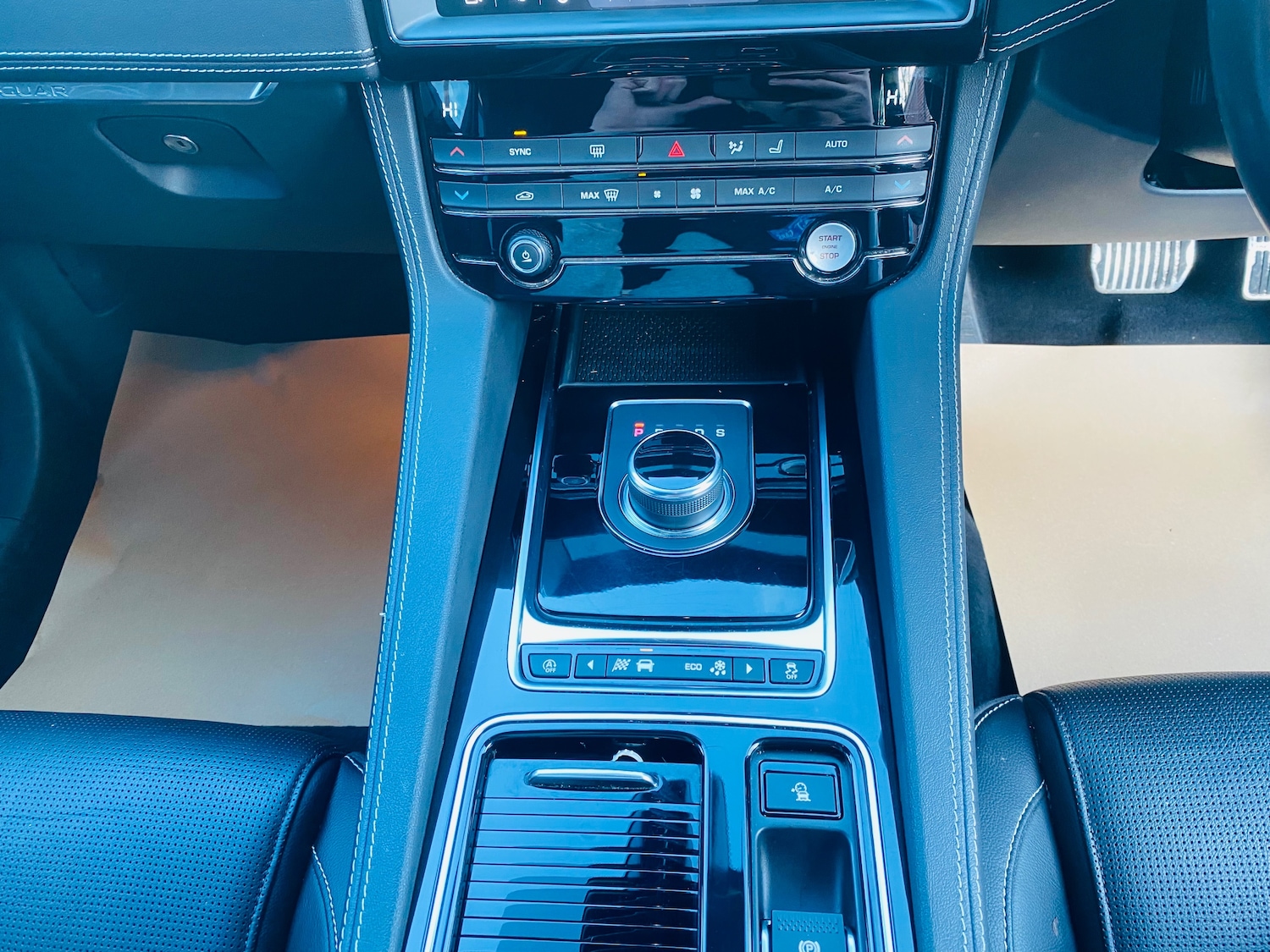 Used Jaguar F-Pace 2020 for sale - 77031612: Photo 13