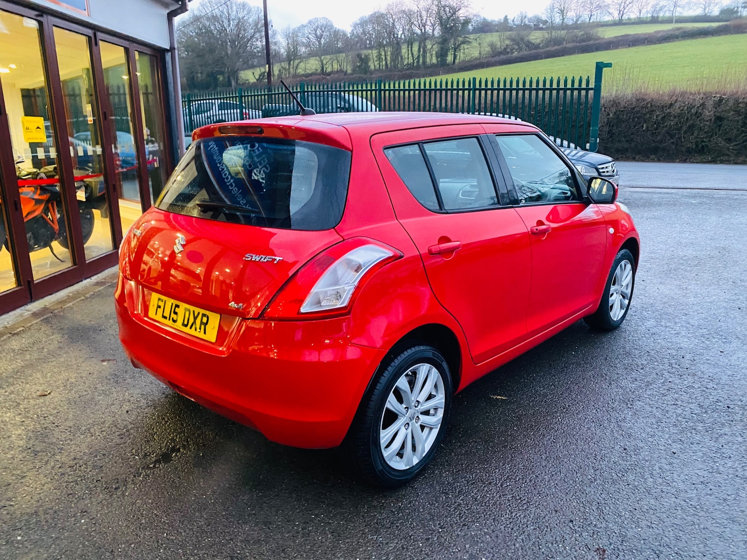 Used Suzuki Swift 2015 for sale - 77187629: Photo 11