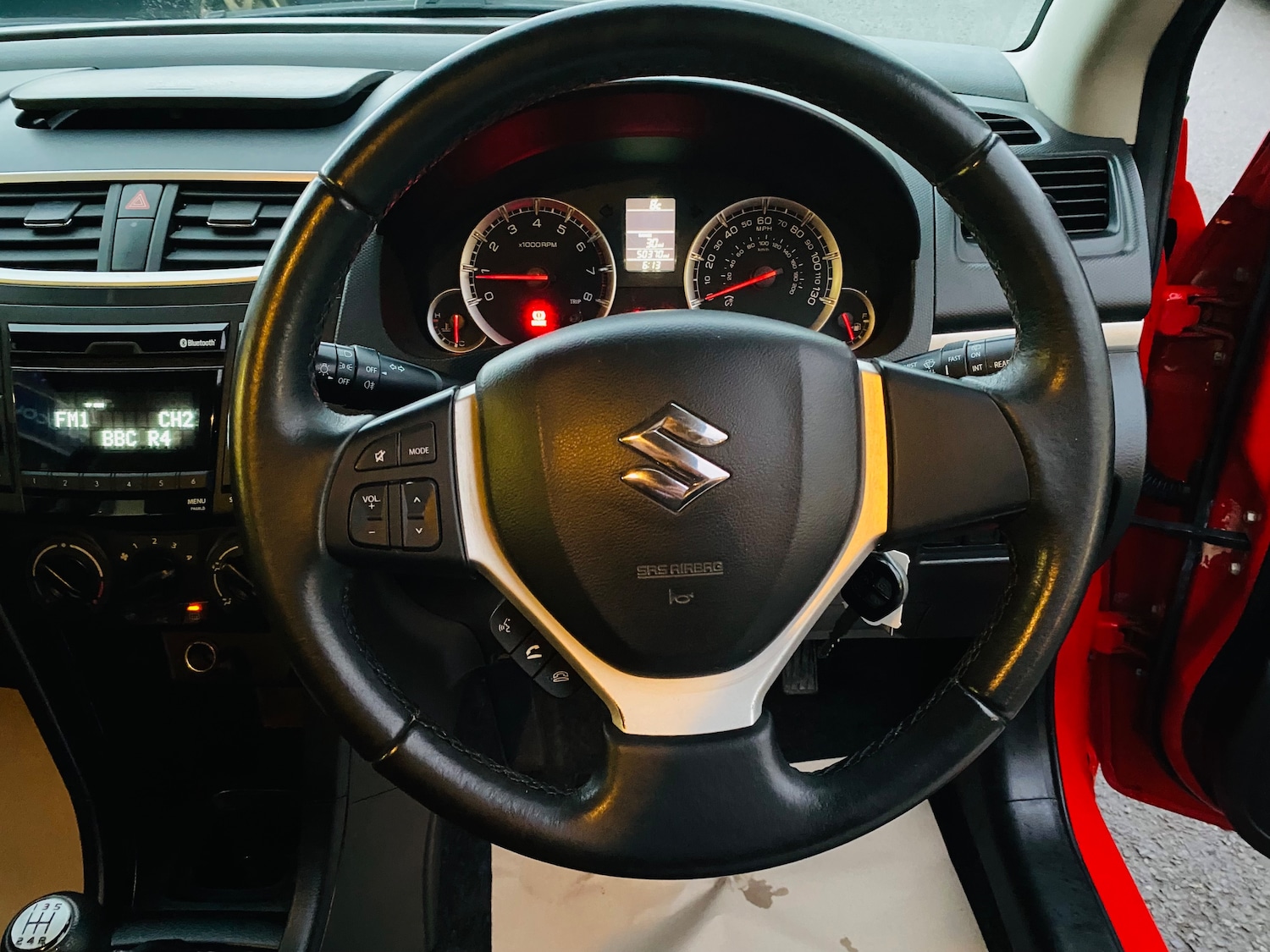 Used Suzuki Swift 2015 for sale - 77187629: Photo 14