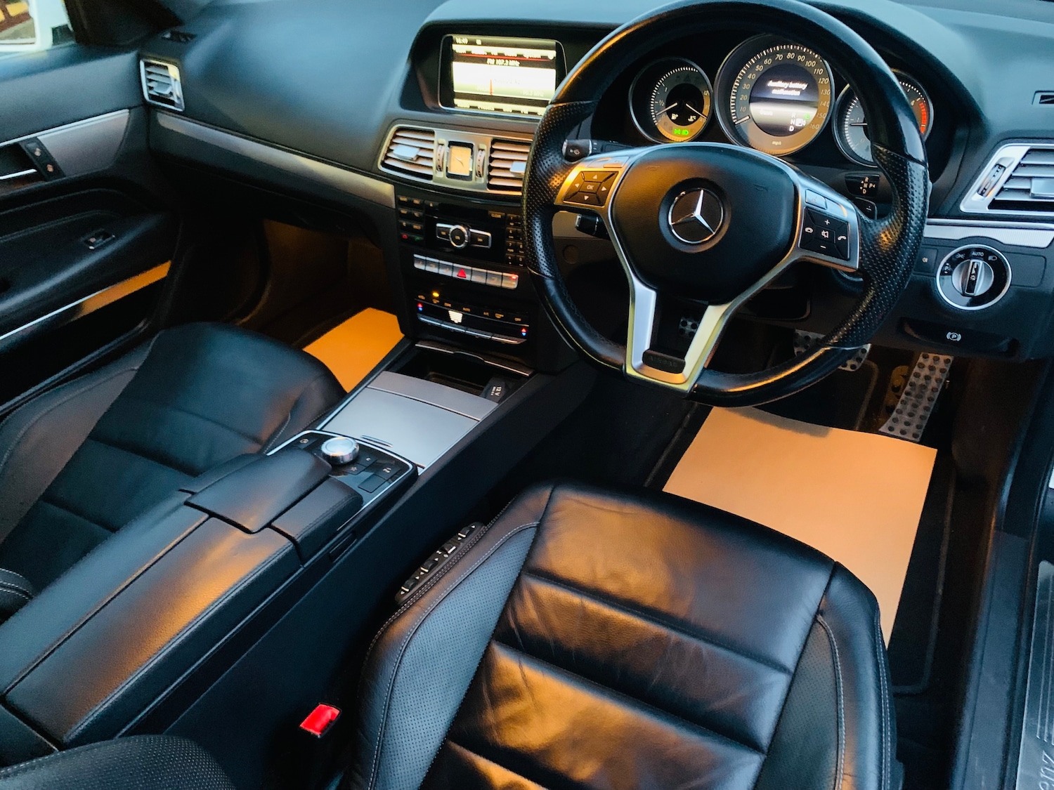 Used Mercedes-Benz E Class 2013 for sale - 77226179: Photo 16