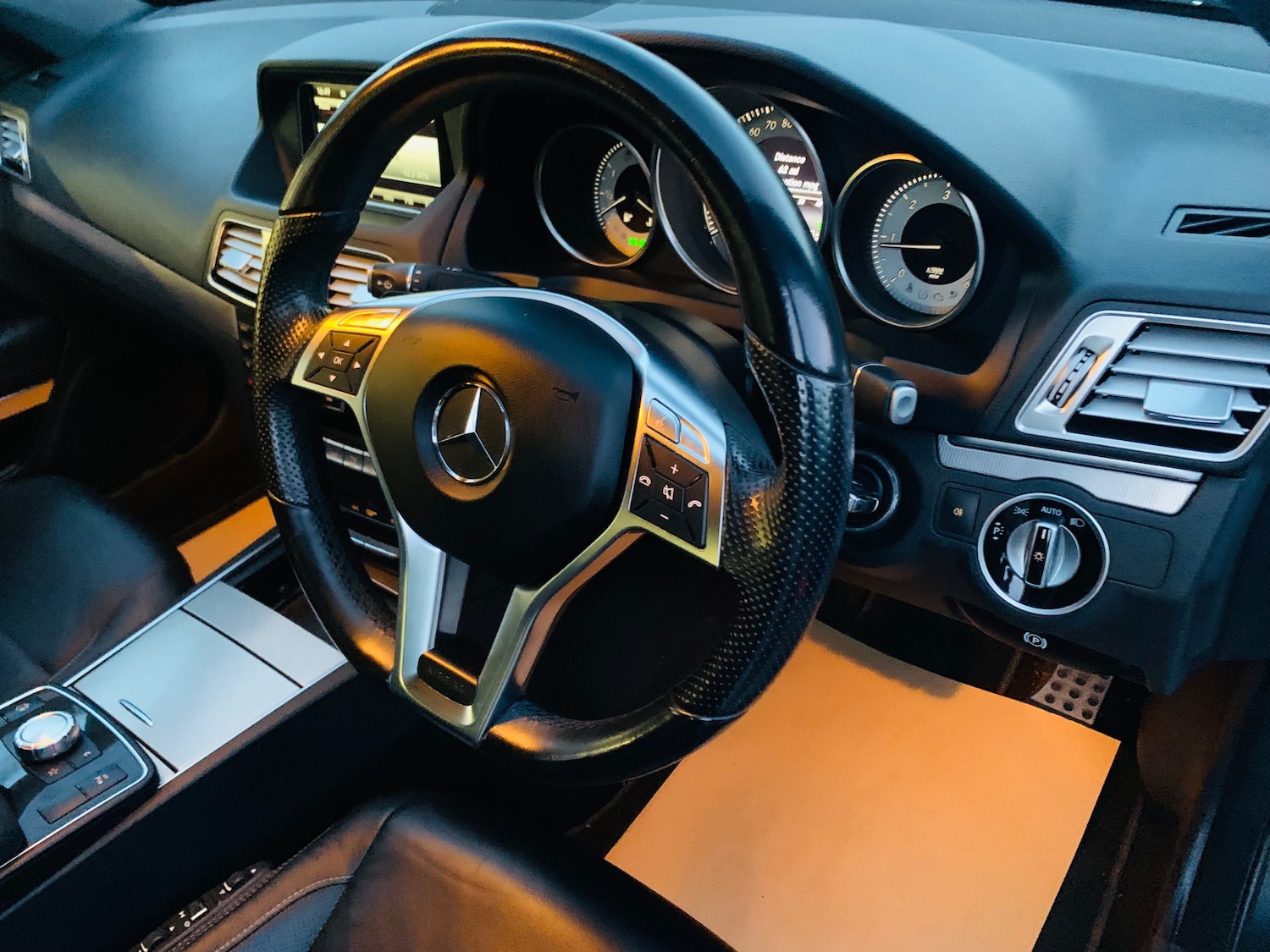 Used Mercedes-Benz E Class 2013 for sale - 77226179: Photo 19