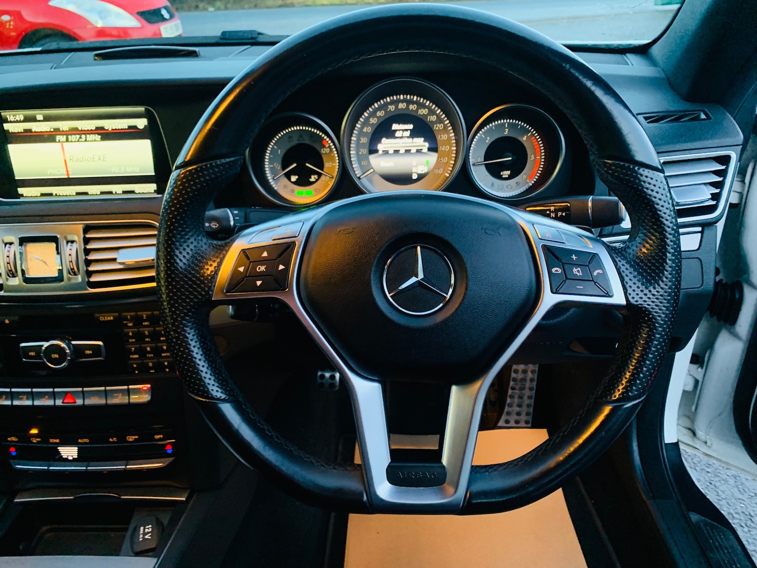 Used Mercedes-Benz E Class 2013 for sale - 77226179: Photo 20