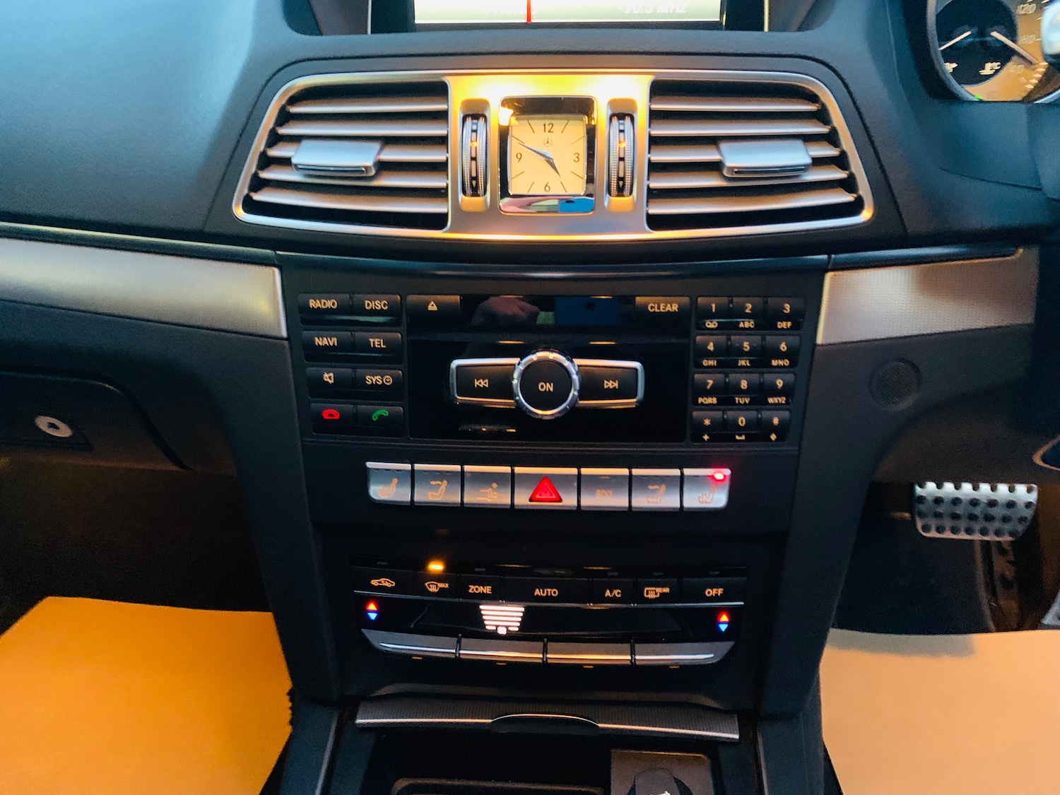 Used Mercedes-Benz E Class 2013 for sale - 77226179: Photo 22