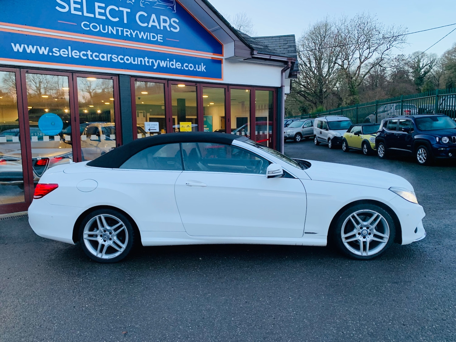 Used Mercedes-Benz E Class 2013 for sale - 77226179: Photo 8