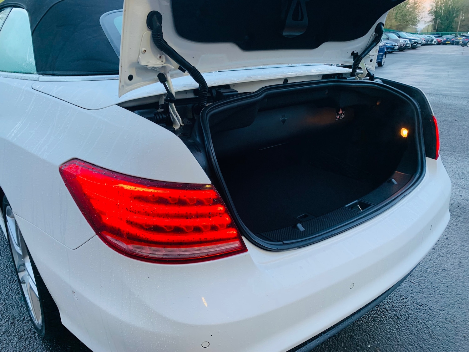 Used Mercedes-Benz E Class 2013 for sale - 77226179: Photo 9