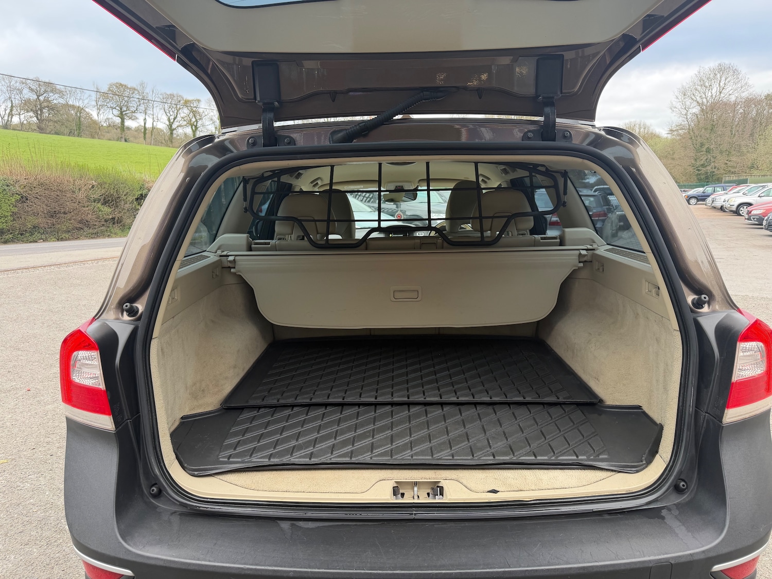 Used Volvo XC70 2016 for sale - 78083960: Photo 25