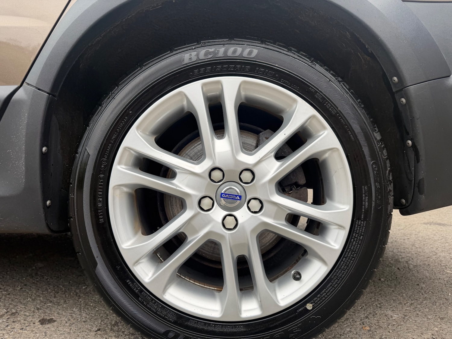 Used Volvo XC70 2016 for sale - 78083960: Photo 29