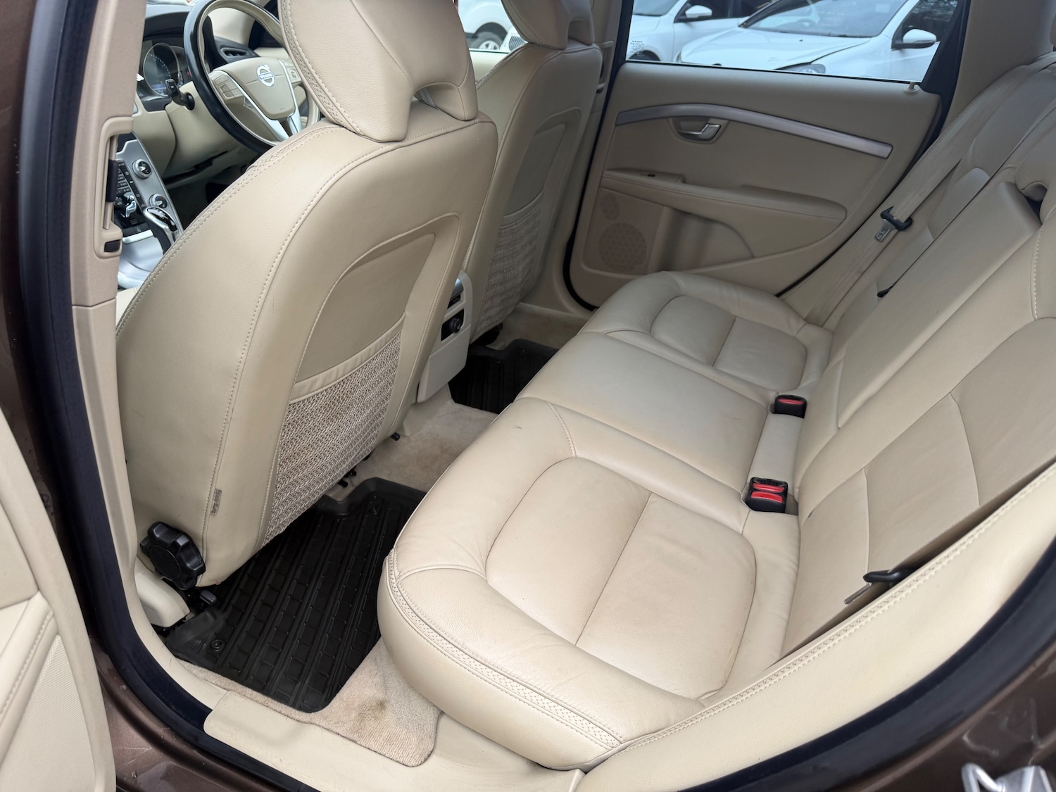 Used Volvo XC70 2016 for sale - 78083960: Photo 30