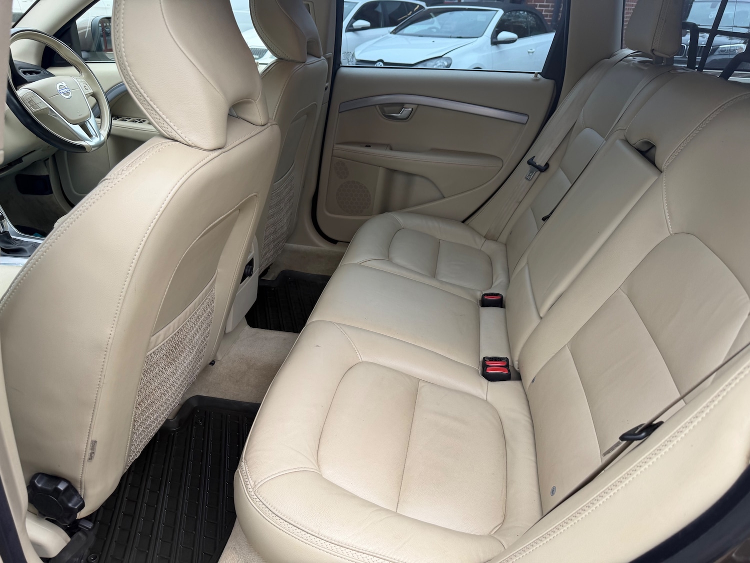 Used Volvo XC70 2016 for sale - 78083960: Photo 31