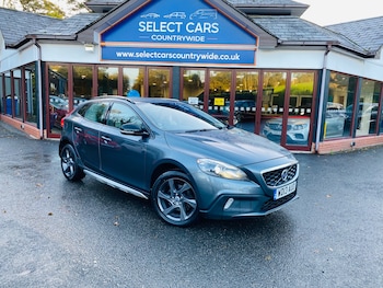 Used Volvo V40 Cross Country 2013 for sale - 76386904: Photo