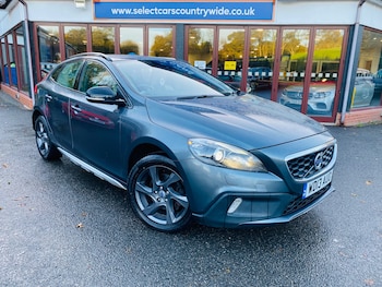 Used Volvo V40 Cross Country 2013 for sale - 76386904: Photo