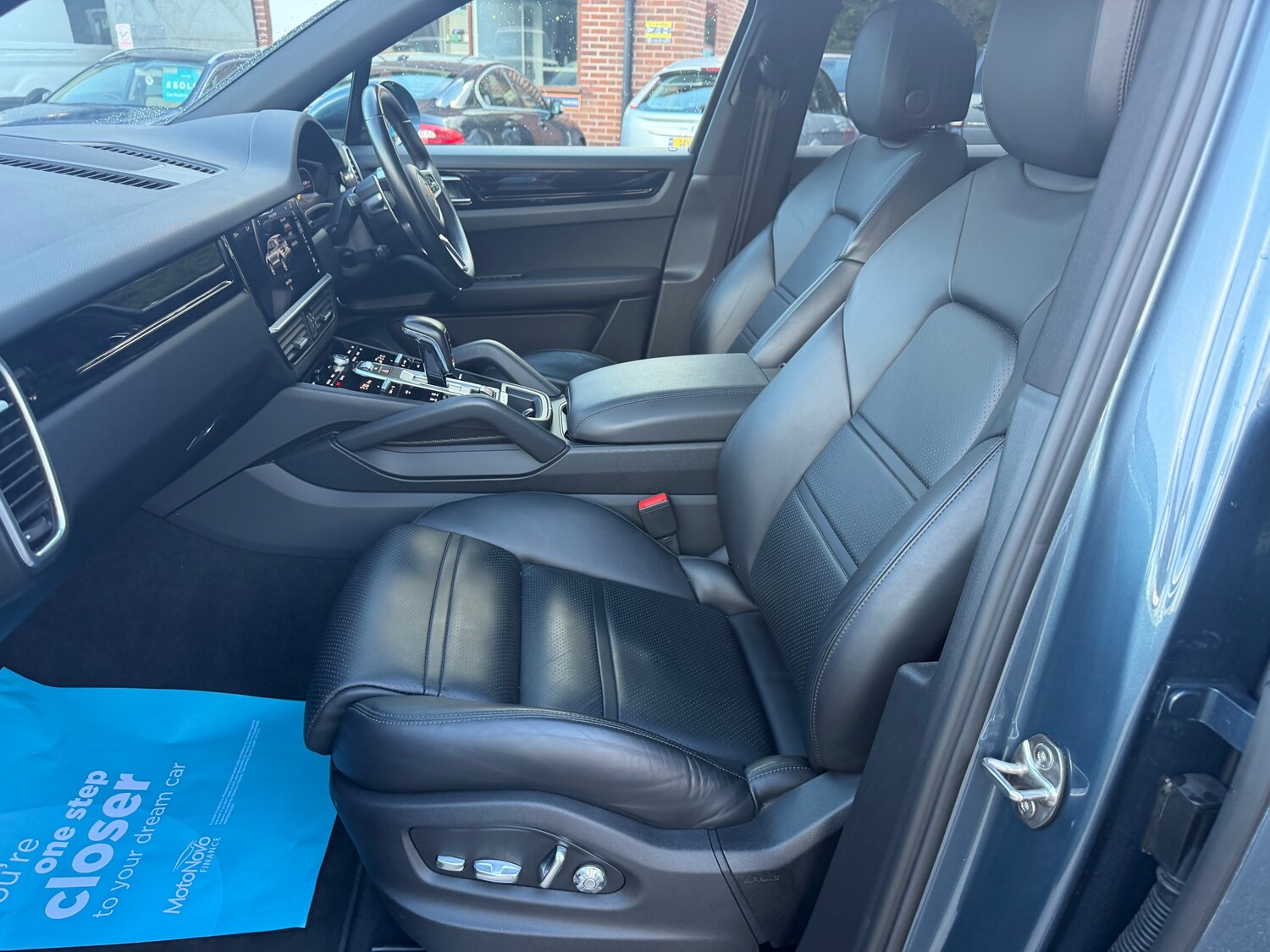 Used Porsche Cayenne for sale - 77570949: Photo 41