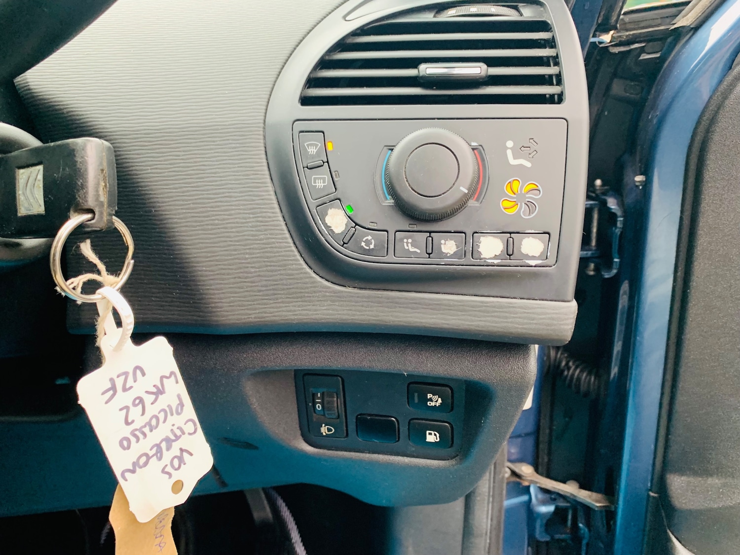 Used Citroen C4 Picasso 2012 for sale - 76416548: Photo 16