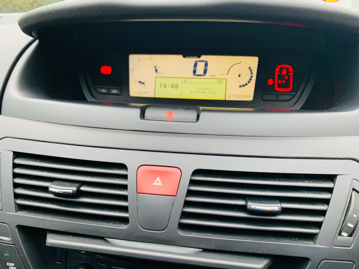 Used Citroen C4 Picasso 2012 for sale - 76416548: Photo 18