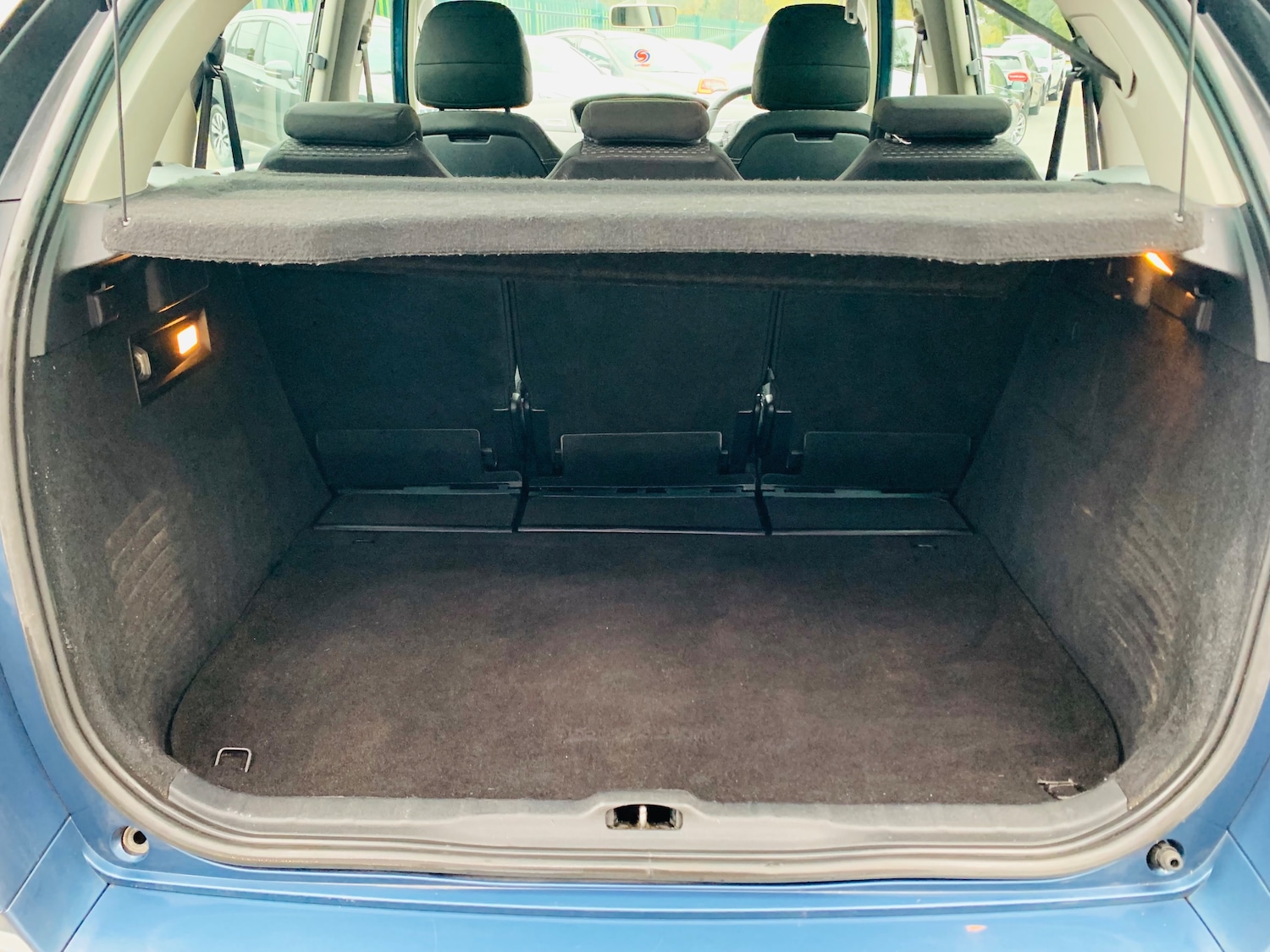 Used Citroen C4 Picasso 2012 for sale - 76416548: Photo 29