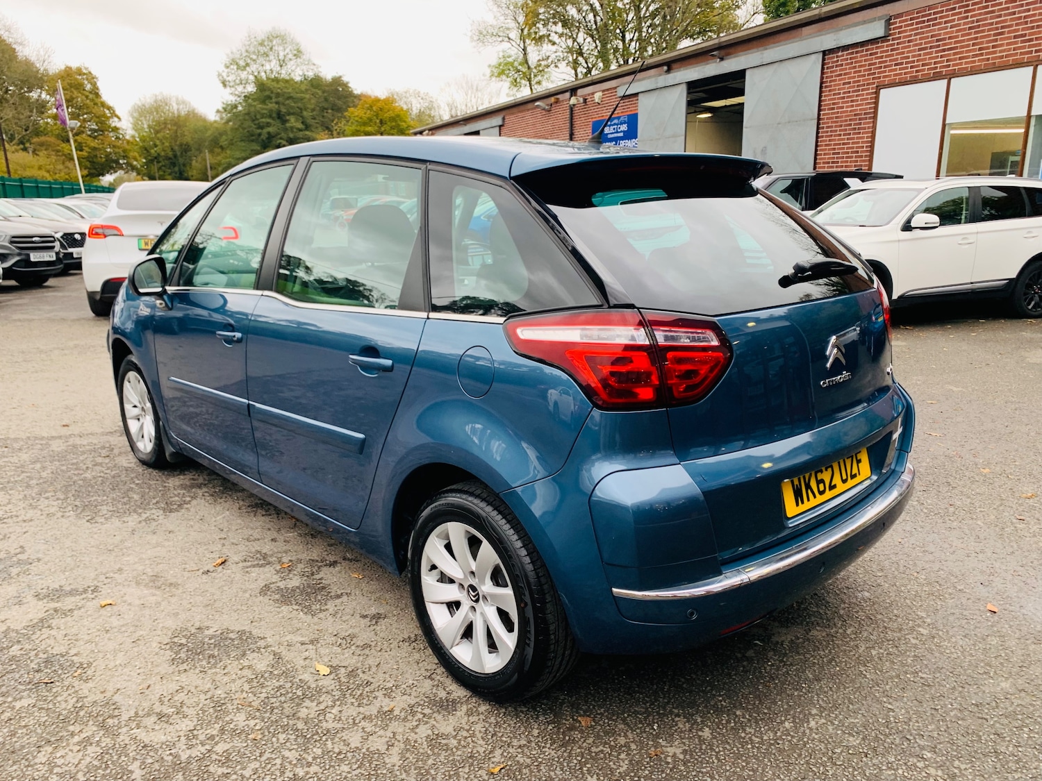 Used Citroen C4 Picasso 2012 for sale - 76416548: Photo 6