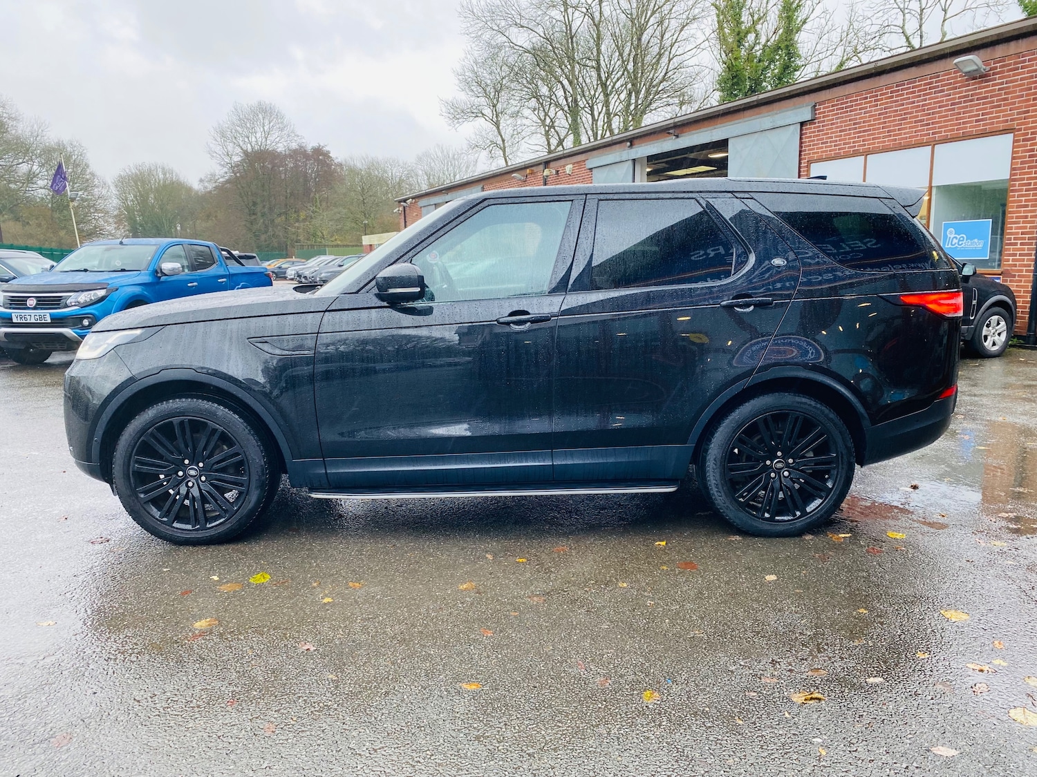 Used Land Rover Discovery 2019 for sale - 76762532: Photo 5