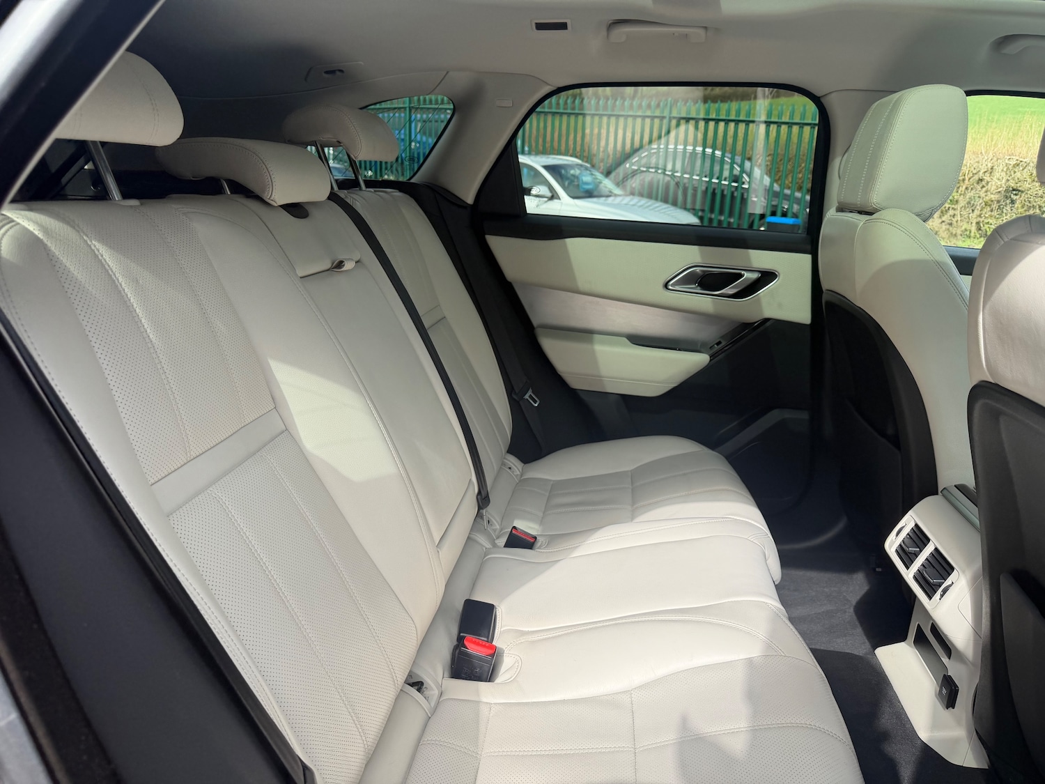 Used Land Rover Range Rover Velar 2018 for sale - 77919123: Photo 31