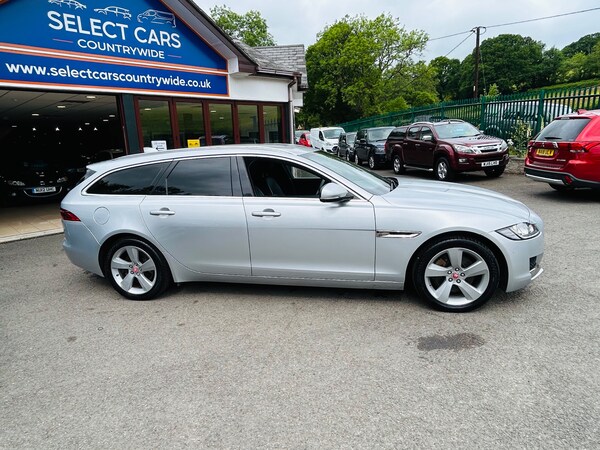 Used Jaguar XF 2018 for sale - 74759762: Photo 10