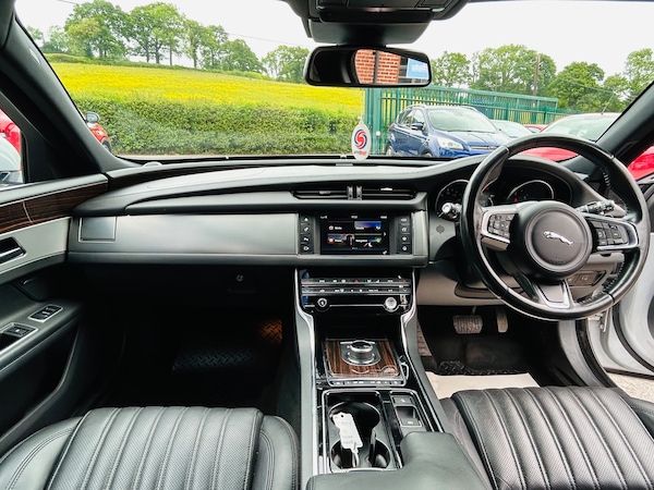 Used Jaguar XF 2018 for sale - 74759762: Photo 18