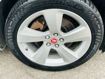 Used Jaguar XF 2018 for sale - 74759762: Photo