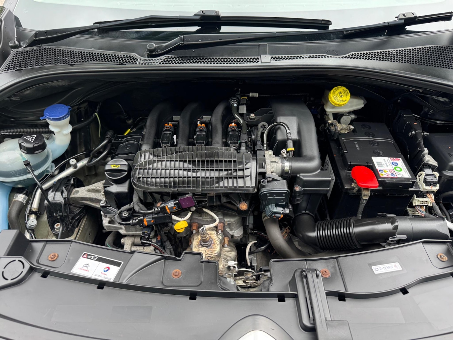 Vehicle 28