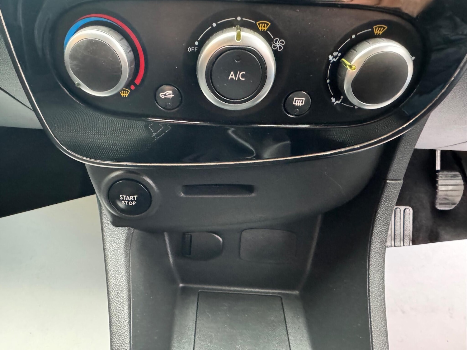 Used Renault Clio 2016 for sale - 76152916: Photo 15