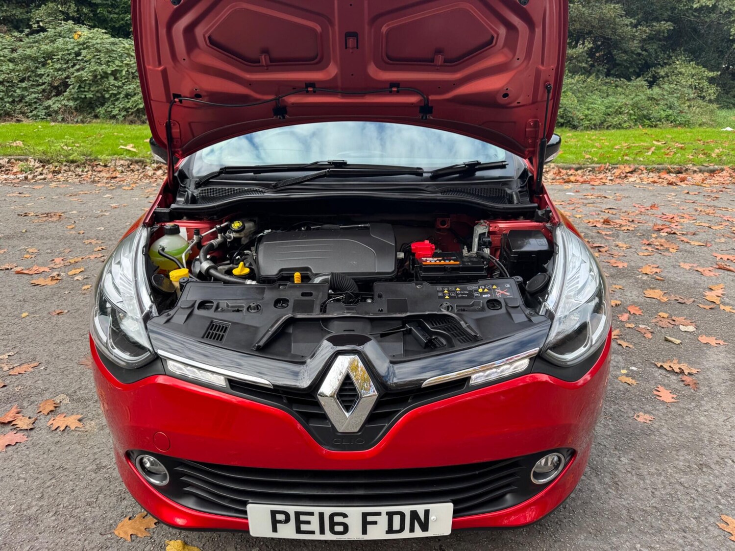 Used Renault Clio 2016 for sale - 76152916: Photo 28