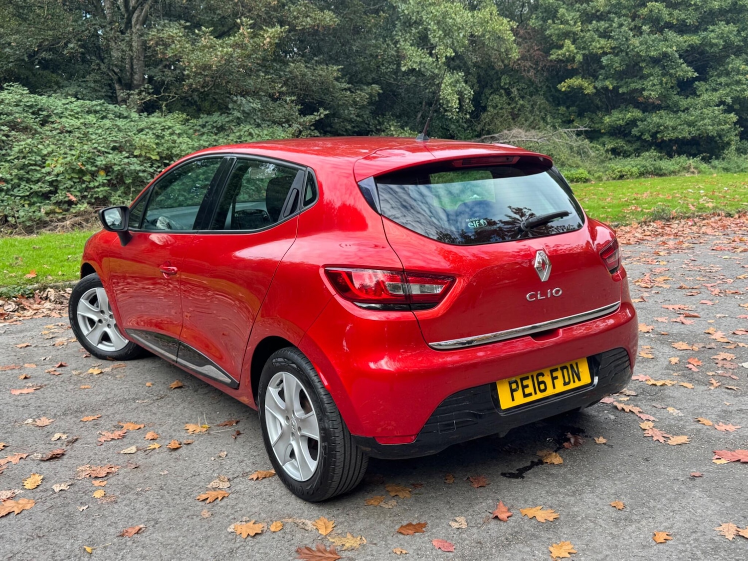 Used Renault Clio 2016 for sale - 76152916: Photo 5