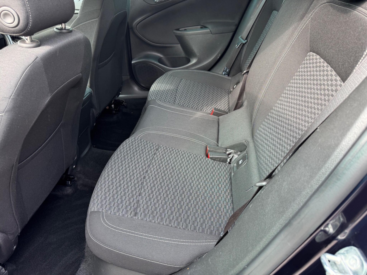 Used Vauxhall Astra 2018 for sale - 76094791: Photo 17