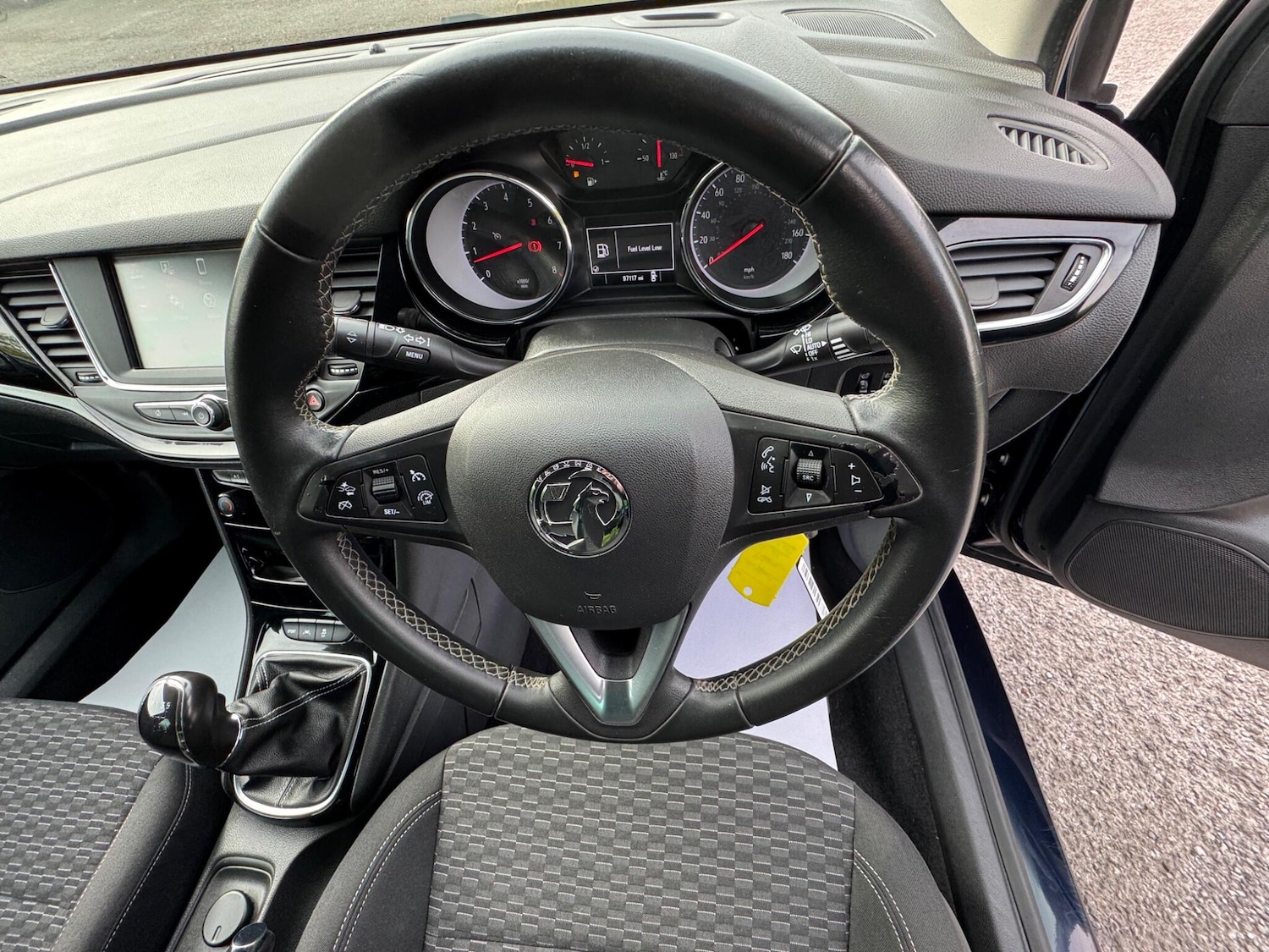 Used Vauxhall Astra 2018 for sale - 76094791: Photo 25