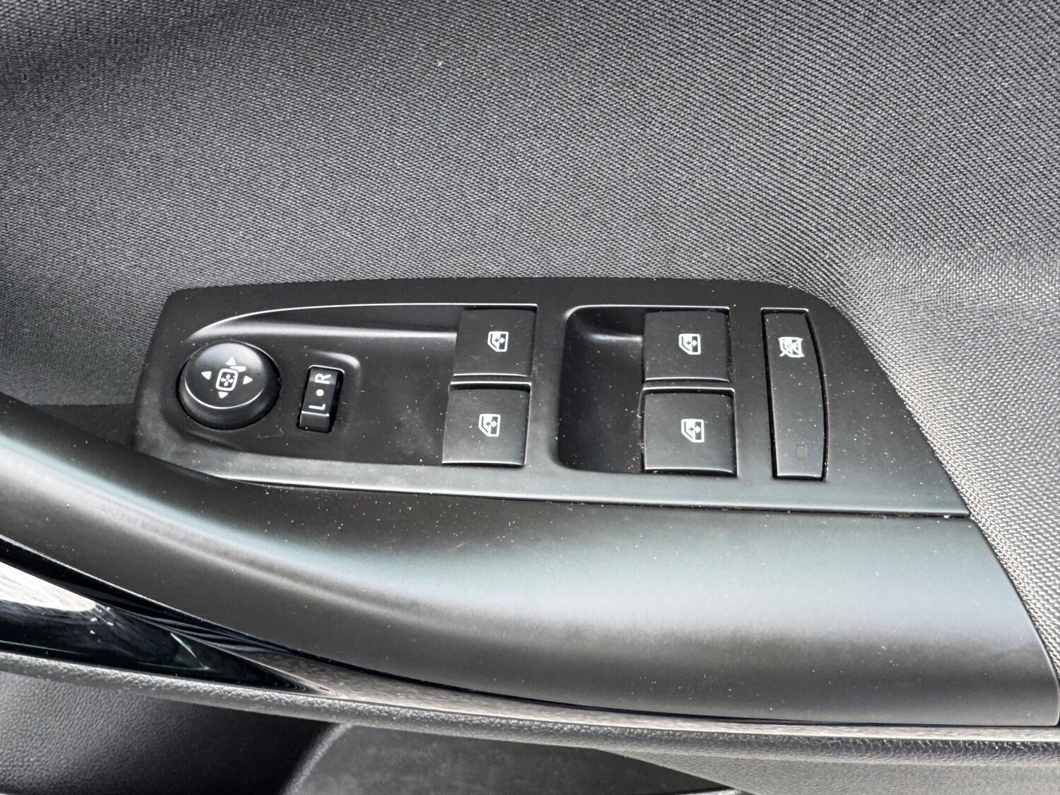 Used Vauxhall Astra 2018 for sale - 76094791: Photo 27