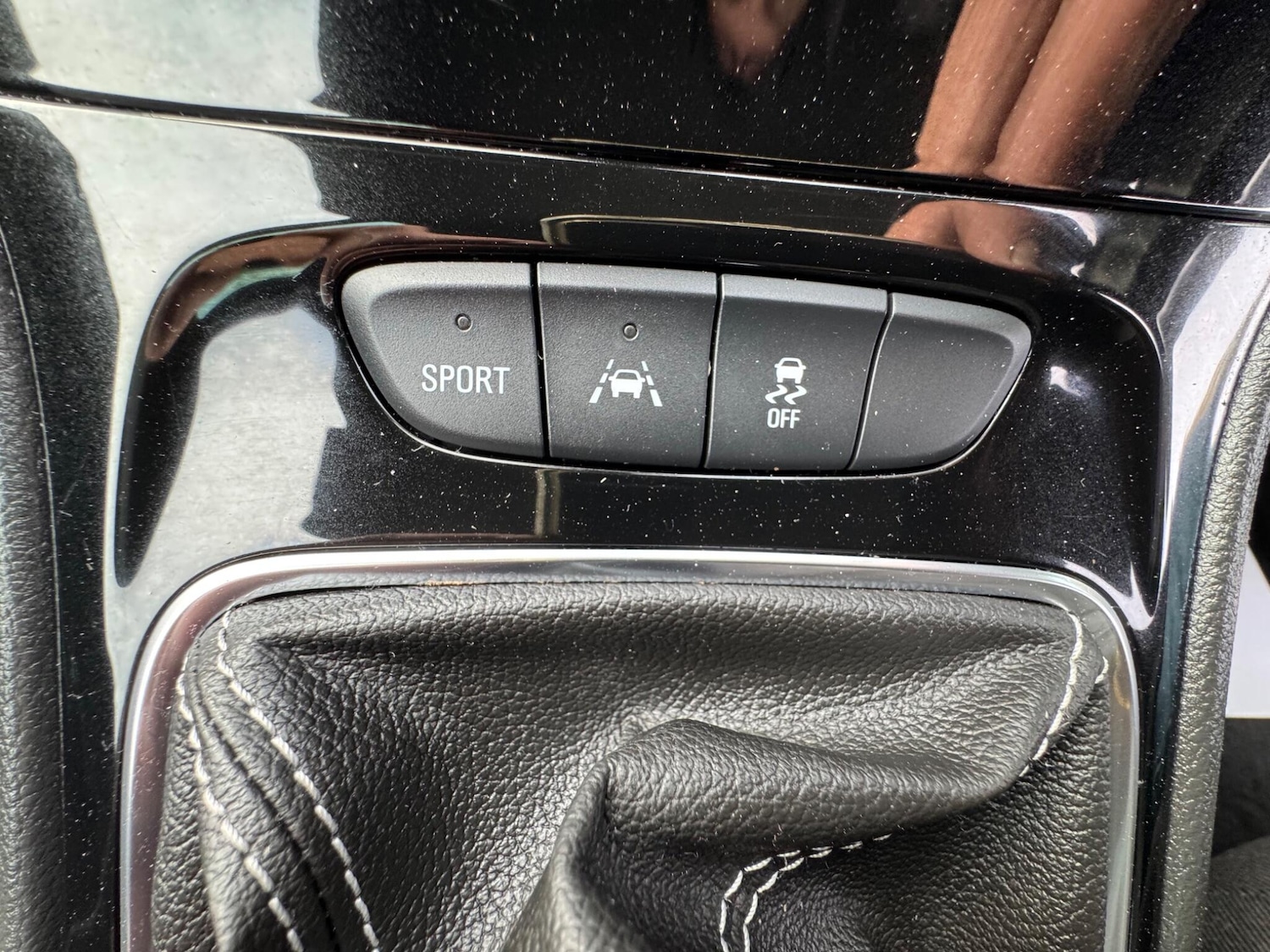 Used Vauxhall Astra 2018 for sale - 76094791: Photo 31