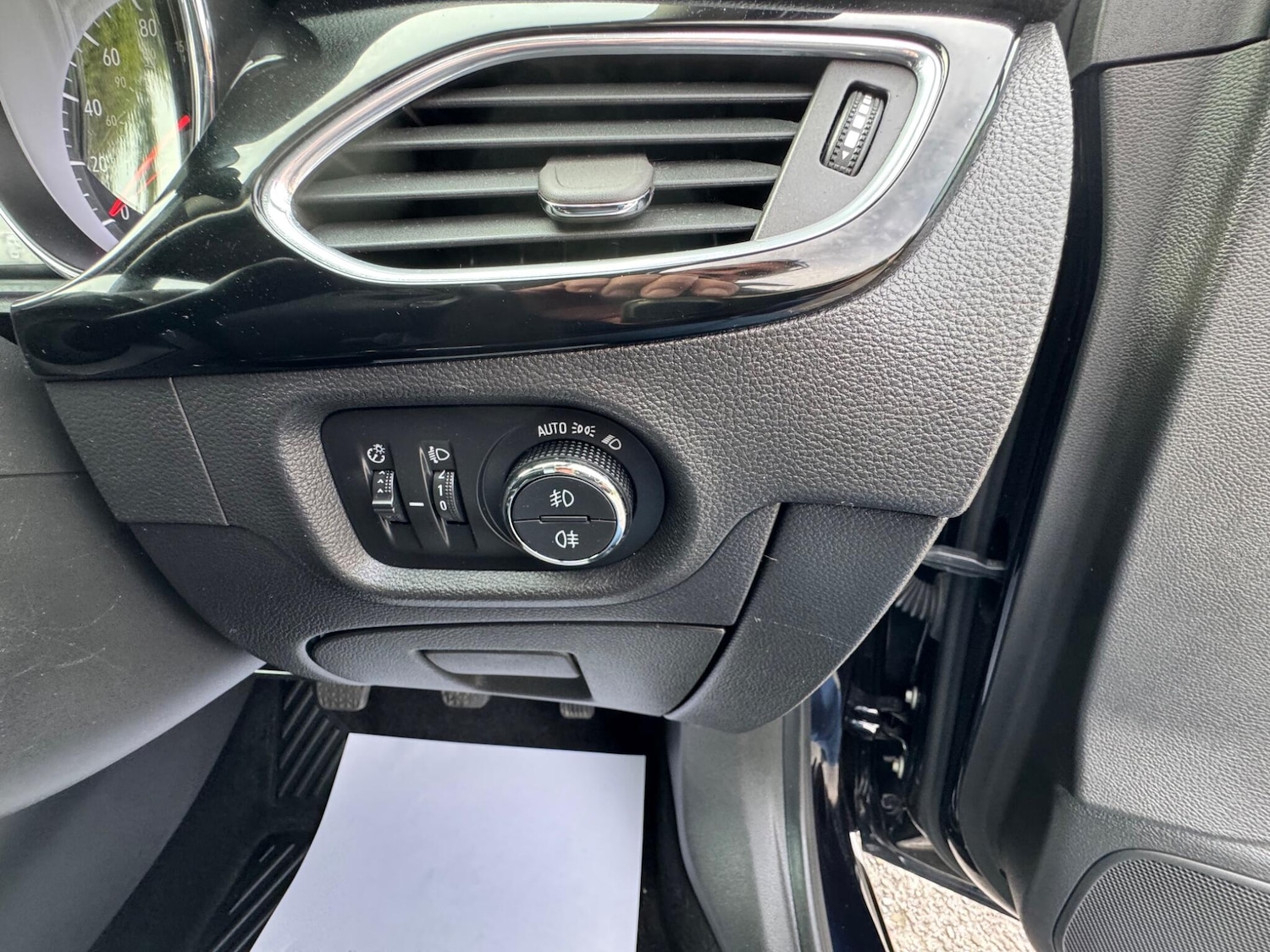 Used Vauxhall Astra 2018 for sale - 76094791: Photo 32