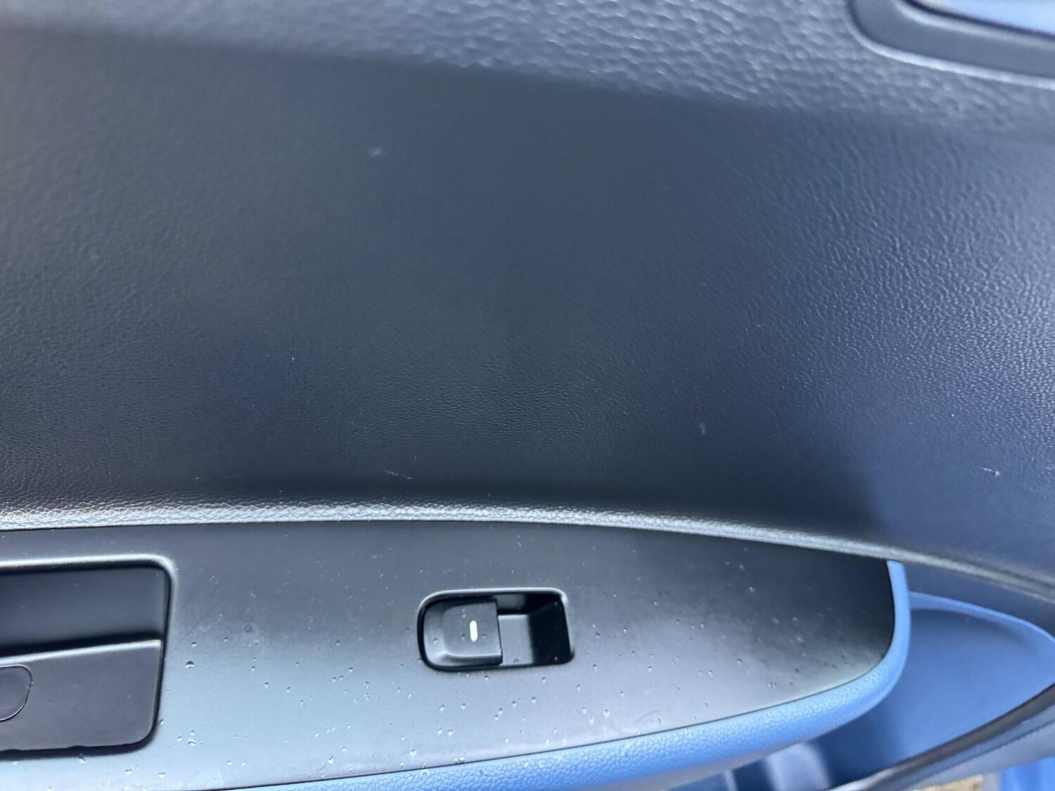 Used Hyundai i10 2014 for sale - 76832646: Photo 28