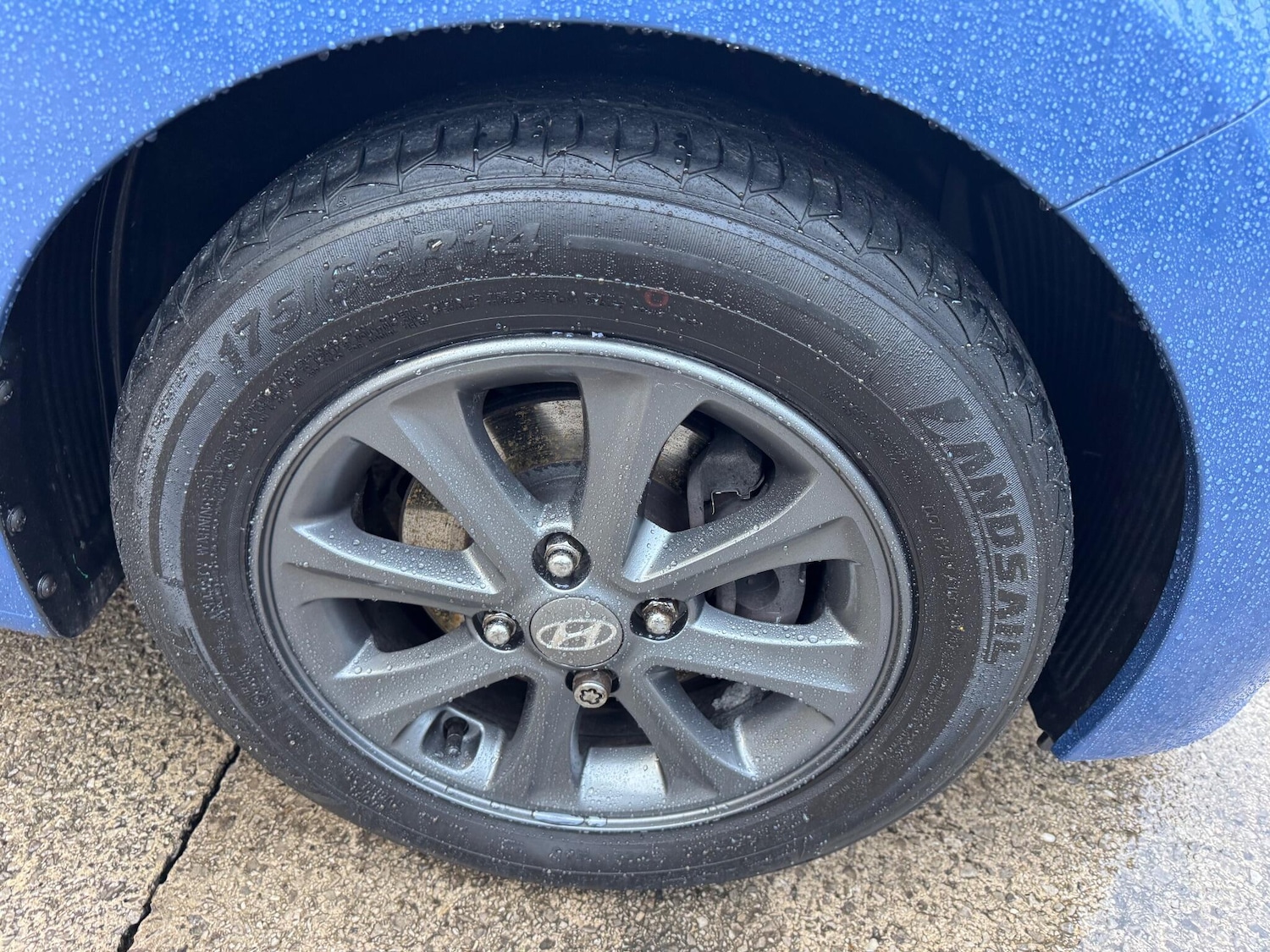 Used Hyundai i10 2014 for sale - 76832646: Photo 35