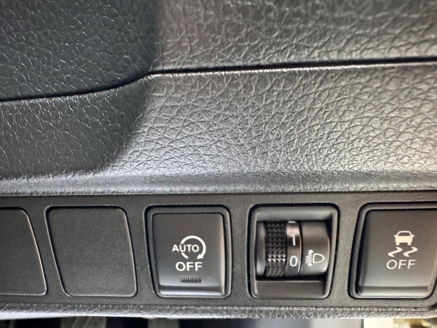 Used Nissan Pulsar 2014 for sale - 76326968: Photo 27