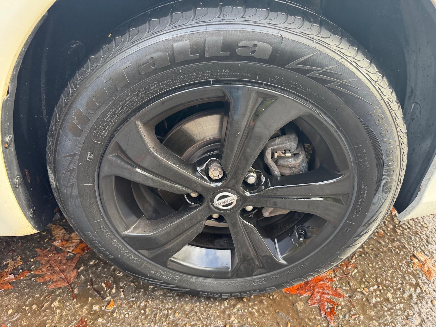 Used Nissan Pulsar 2014 for sale - 76326968: Photo 32