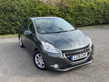 Peugeot - 208