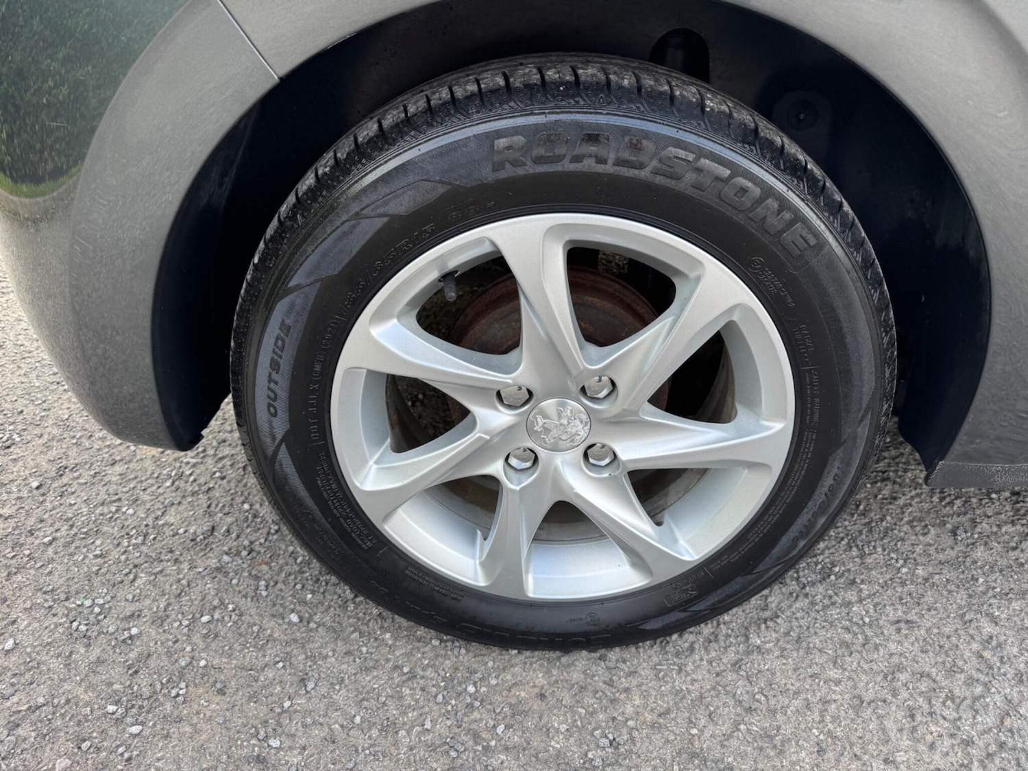 Used Peugeot 208 2015 for sale - 76175070: Photo 29