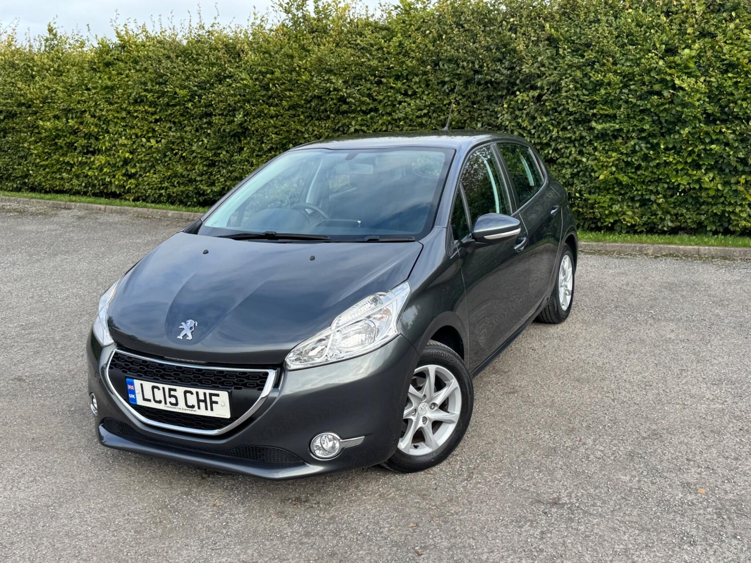 Used Peugeot 208 2015 for sale - 76175070: Photo 4