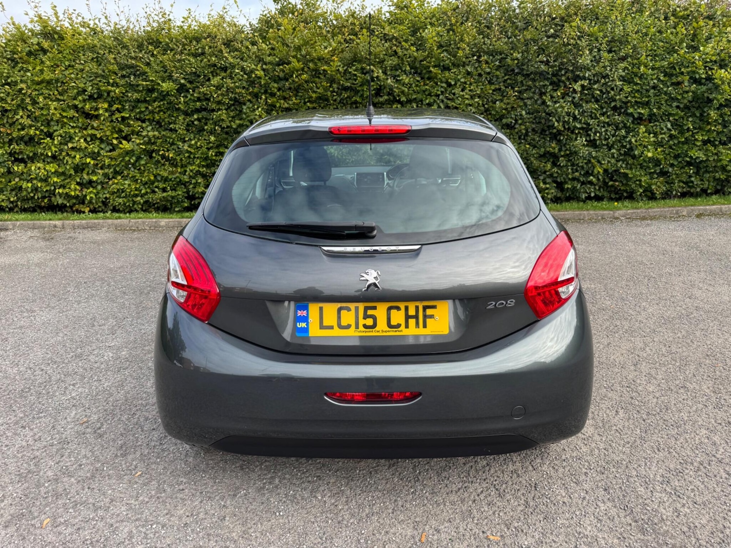 Used Peugeot 208 2015 for sale - 76175070: Photo 8