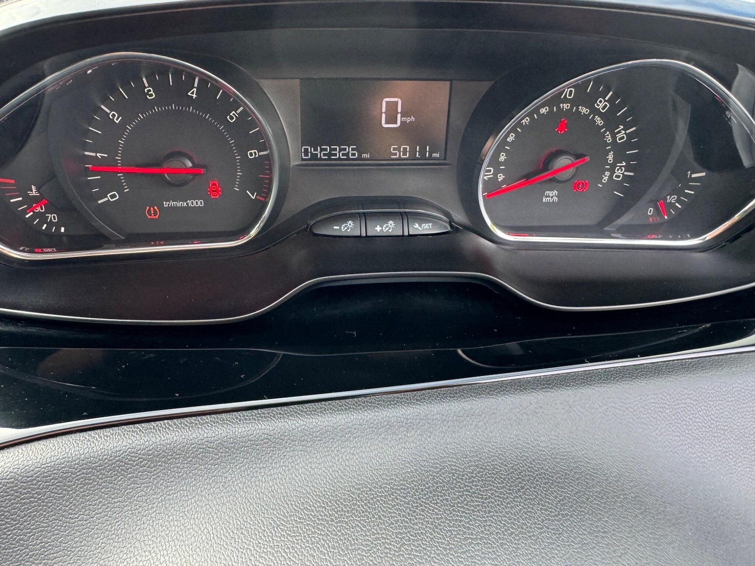 Used Peugeot 208 2015 for sale - 76175070: Photo 9