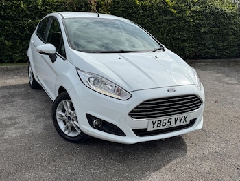 Used Ford Fiesta 2015 for sale - 75940615: Photo
